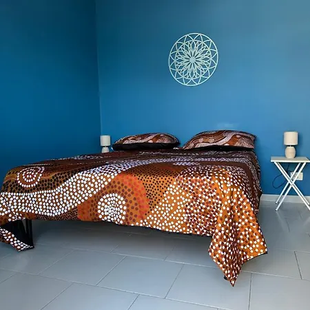 Apartment Ad *