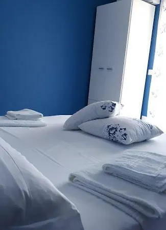 Apartment Ad *